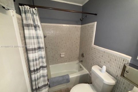 Купить кондоминиум в Халландейл-Бич, Флорида 1 спальня, 60.01м2, № 2056255 - фото 14