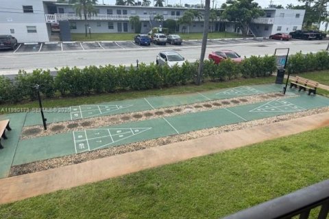 Купить кондоминиум в Халландейл-Бич, Флорида 1 спальня, 60.01м2, № 2056255 - фото 5