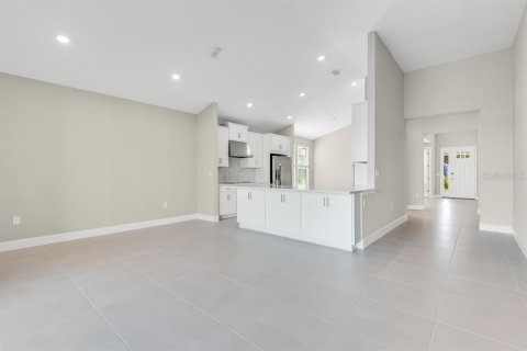 Casa en venta en Palm Coast, Florida, 3 dormitorios, 190.91 m2 № 1258664 - foto 15
