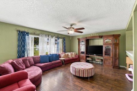 Casa en venta en Lakeland, Florida, 4 dormitorios, 266.63 m2 № 2380978 - foto 5