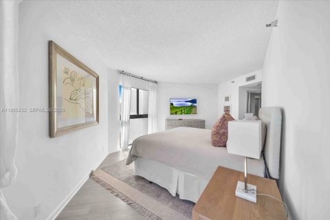 Купить кондоминиум в Авентура, Флорида 3 спальни, 125.42м2, № 2011764 - фото 15