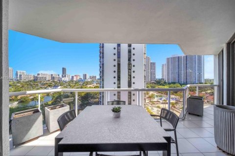 Купить кондоминиум в Авентура, Флорида 3 спальни, 125.42м2, № 2011764 - фото 25