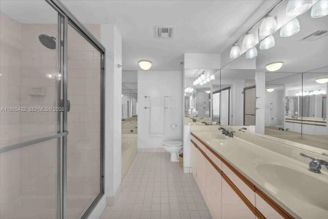 Купить кондоминиум в Авентура, Флорида 3 спальни, 125.42м2, № 2011764 - фото 17