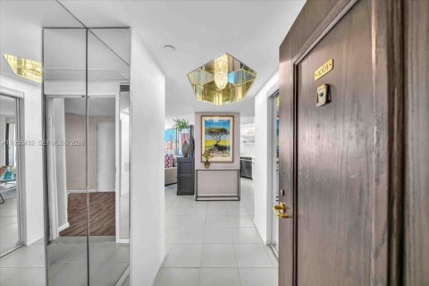 Купить кондоминиум в Авентура, Флорида 3 спальни, 125.42м2, № 2011764 - фото 4