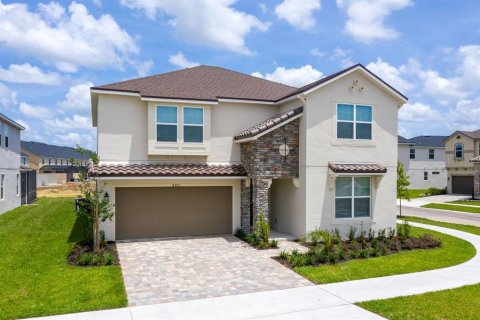 House in Kissimmee, Florida 9 bedrooms, 387.31 sq.m. № 2092451