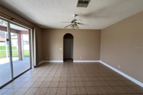 House in Orlando, Florida 4 bedrooms, 219.81 sq.m. № 2280273 - photo 14