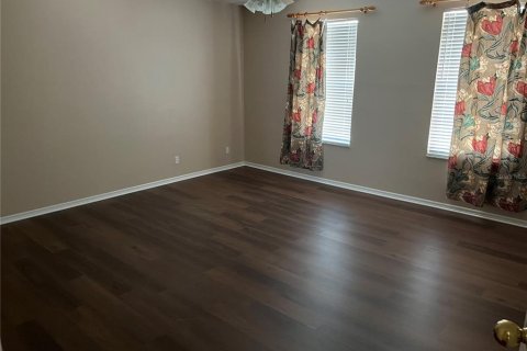 House in Orlando, Florida 4 bedrooms, 219.81 sq.m. № 2280273 - photo 18