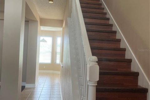 House in Orlando, Florida 4 bedrooms, 219.81 sq.m. № 2280273 - photo 5