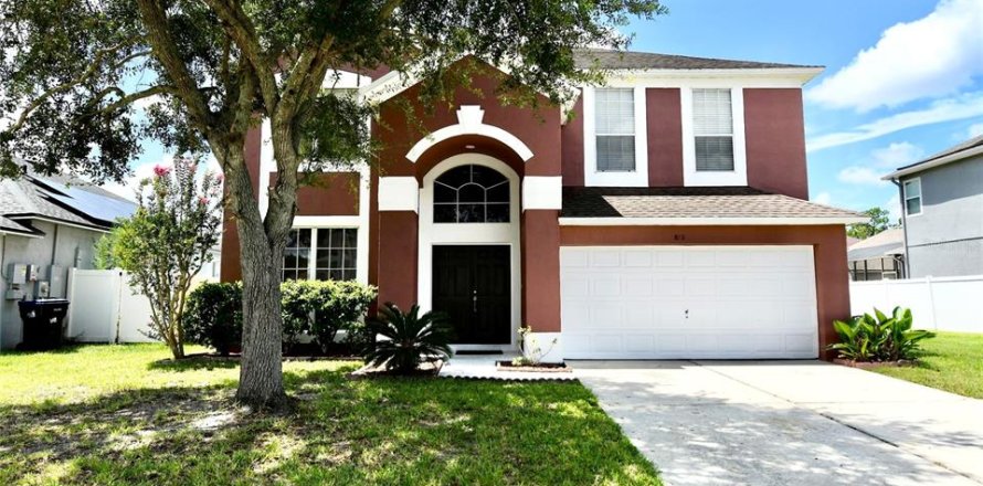 House in Orlando, Florida 4 bedrooms, 219.81 sq.m. № 2280273