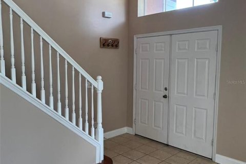 House in Orlando, Florida 4 bedrooms, 219.81 sq.m. № 2280273 - photo 2
