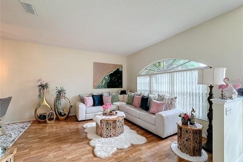 Casa en venta en Kissimmee, Florida, 3 dormitorios, 174.28 m2 № 1843612 - foto 4