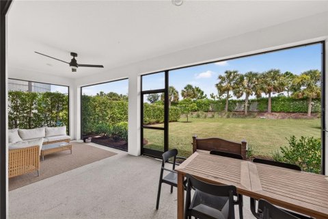 House in Sarasota, Florida 4 bedrooms, 247.49 sq.m. № 2324051 - photo 30