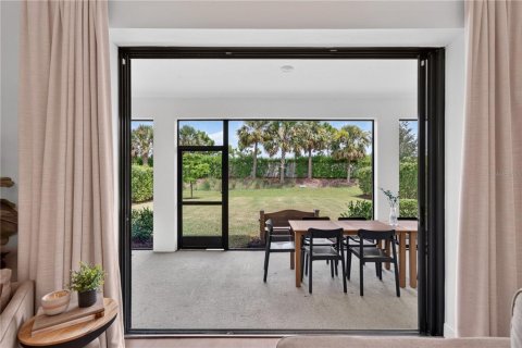 House in Sarasota, Florida 4 bedrooms, 247.49 sq.m. № 2324051 - photo 29
