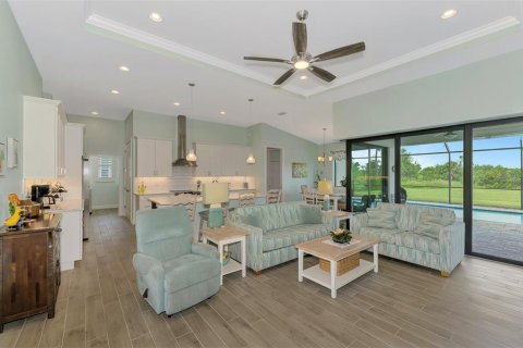 Villa ou maison à vendre à Rotonda, Floride: 3 chambres, 174.38 m2 № 1914227 - photo 13