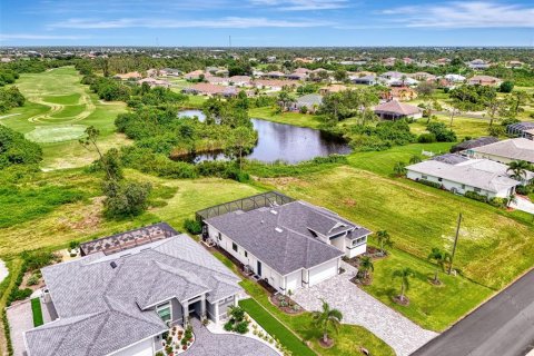 Villa ou maison à vendre à Rotonda, Floride: 3 chambres, 174.38 m2 № 1914227 - photo 3