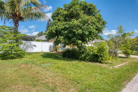 Casa en venta en Dunedin, Florida, 3 dormitorios, 188.41 m2 № 2308258 - foto 5