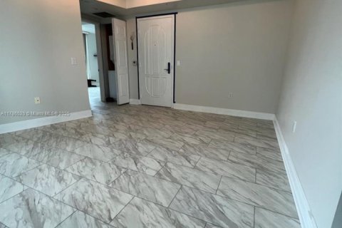 Copropriété à louer à Aventura, Floride: 1 chambre, 74.32 m2 № 1977266 - photo 11