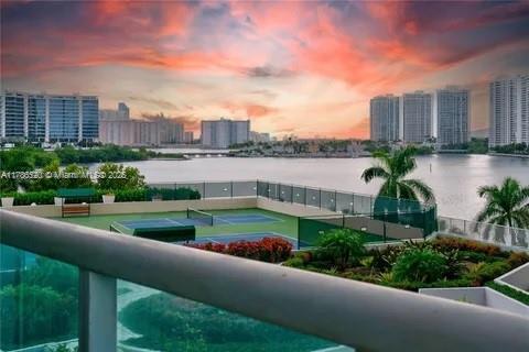 Copropriété à louer à Aventura, Floride: 1 chambre, 74.32 m2 № 1977266 - photo 13