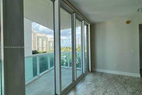 Copropriété à louer à Aventura, Floride: 1 chambre, 74.32 m2 № 1977266 - photo 2