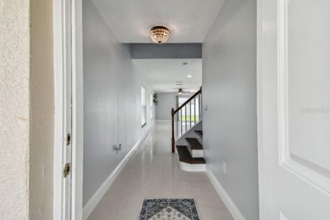 Villa ou maison à vendre à Land O' Lakes, Floride: 4 chambres, 190.91 m2 № 1910551 - photo 3