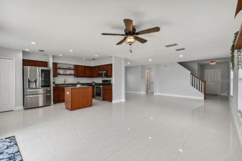 Villa ou maison à vendre à Land O' Lakes, Floride: 4 chambres, 190.91 m2 № 1910551 - photo 6
