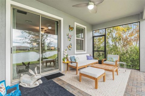 Villa ou maison à vendre à Land O' Lakes, Floride: 3 chambres, 182.83 m2 № 2399152 - photo 17