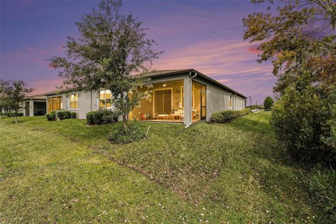 Villa ou maison à vendre à Land O' Lakes, Floride: 3 chambres, 182.83 m2 № 2399152 - photo 27
