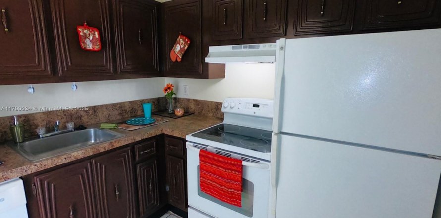 Condo à Miami, Floride, 2 chambres № 1661228
