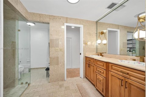 Casa en venta en Miami, Florida, 7 dormitorios, 508.55 m2 № 2007281 - foto 21