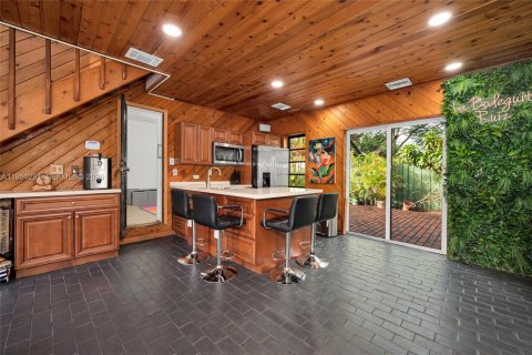 Casa en venta en Miami, Florida, 7 dormitorios, 508.55 m2 № 2007281 - foto 15