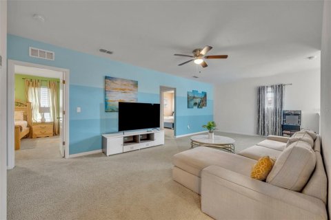 House in Davenport, Florida 6 bedrooms, 303.79 sq.m. № 870582 - photo 26