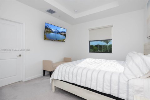 Touwnhouse à vendre à Pembroke Pines, Floride: 3 chambres, 163.14 m2 № 1945486 - photo 24