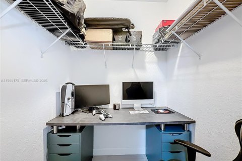 Купить таунхаус в Флорида-Сити, Флорида 4 спальни, 160.72м2, № 2053225 - фото 29