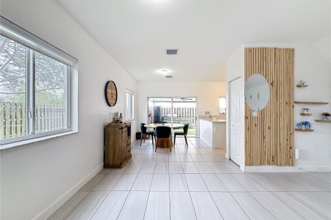 Купить таунхаус в Флорида-Сити, Флорида 4 спальни, 160.72м2, № 2053225 - фото 4