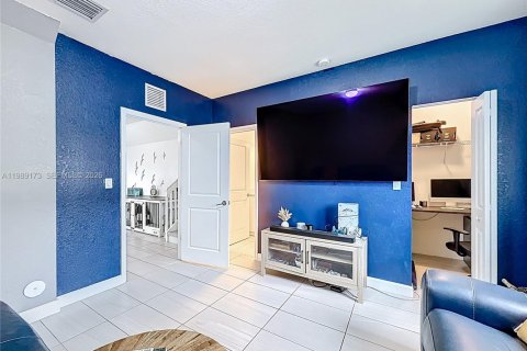 Купить таунхаус в Флорида-Сити, Флорида 4 спальни, 160.72м2, № 2053225 - фото 7