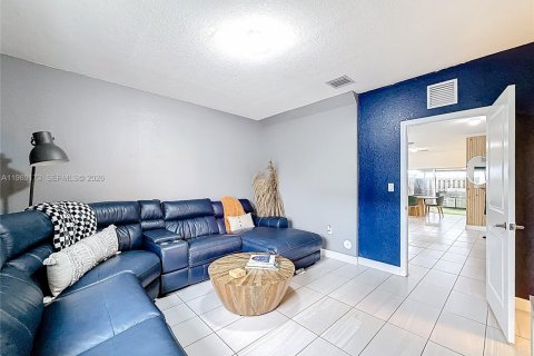 Купить таунхаус в Флорида-Сити, Флорида 4 спальни, 160.72м2, № 2053225 - фото 6