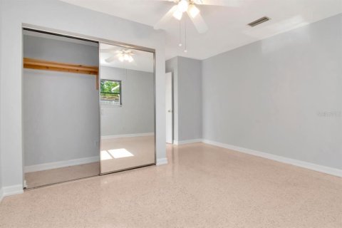 Casa en venta en Tampa, Florida, 3 dormitorios, 118.45 m2 № 1849926 - foto 20