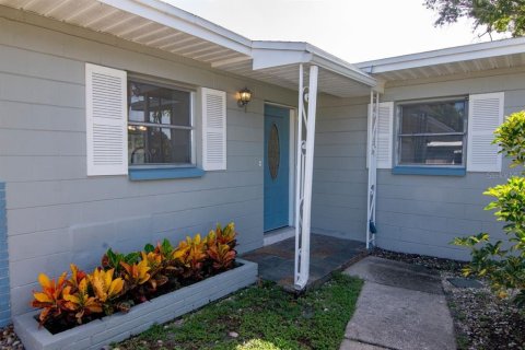 Casa en venta en Tampa, Florida, 3 dormitorios, 118.45 m2 № 1849926 - foto 2