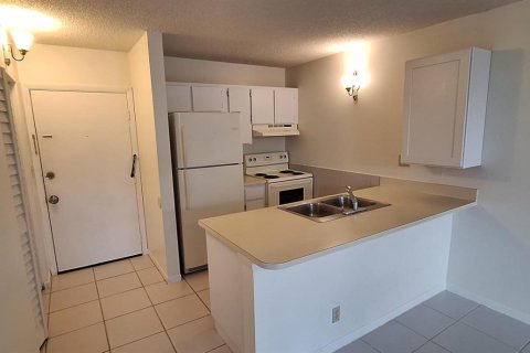 Copropriété à louer à Coral Springs, Floride: 1 chambre, 57.51 m2 № 2394824 - photo 3