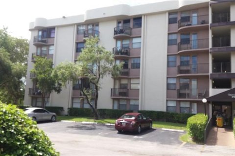 Condo à Coral Springs, Floride, 1 chambre  № 2394824
