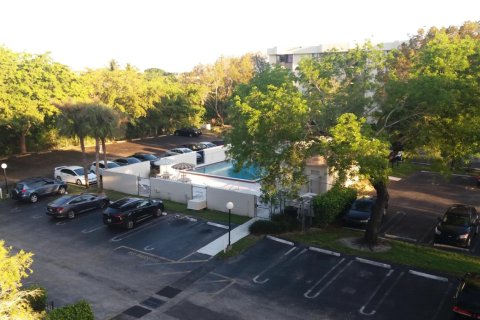 Copropriété à louer à Coral Springs, Floride: 1 chambre, 57.51 m2 № 2394824 - photo 14