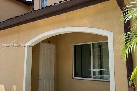 Condo in Homestead, Florida, 2 bedrooms  № 1697371 - photo 2
