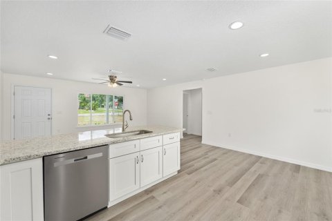 Villa ou maison à vendre à Ocklawaha, Floride: 3 chambres, 116.22 m2 № 1884386 - photo 23