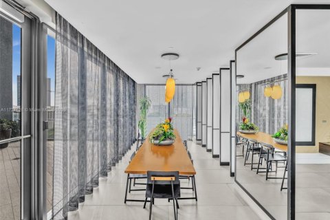 Condominio en alquiler en Miami, Florida, 1 dormitorio, 67.35 m2 № 2059962 - foto 26