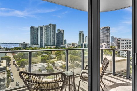 Condominio en alquiler en Miami, Florida, 1 dormitorio, 67.35 m2 № 2059962 - foto 17
