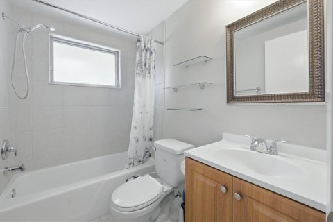 Casa en venta en North Port, Florida, 2 dormitorios, 83.61 m2 № 2231756 - foto 27