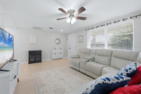Casa en venta en North Port, Florida, 2 dormitorios, 83.61 m2 № 2231756 - foto 11