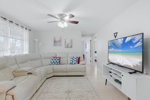 Casa en venta en North Port, Florida, 2 dormitorios, 83.61 m2 № 2231756 - foto 10