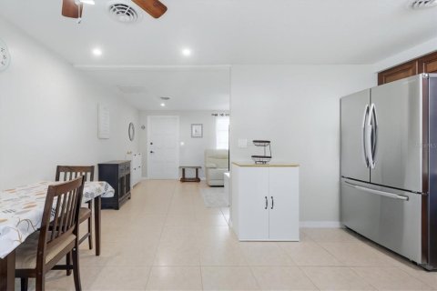 Casa en venta en North Port, Florida, 2 dormitorios, 83.61 m2 № 2231756 - foto 12