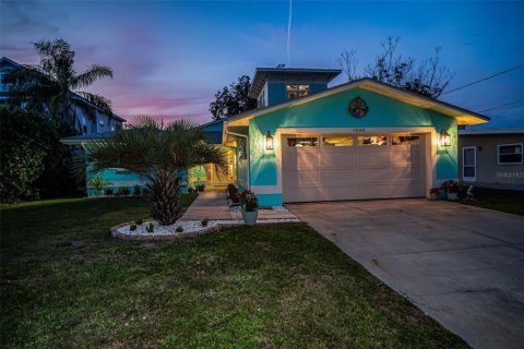 Casa en venta en Tarpon Springs, Florida, 3 dormitorios, 288.28 m2 № 2216929 - foto 11